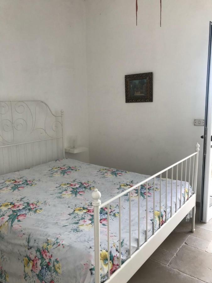 Villa Miccoli Apartments Челье-Мессапика Экстерьер фото